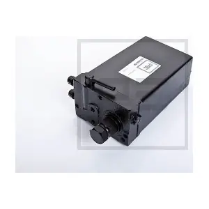 0015533501 MERCEDES-BENZ
